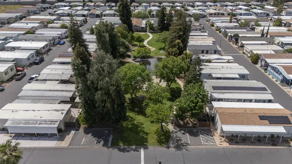 $154,900 | 1830 East Yosemite Avenue, Unit 167, Manteca, CA 95336
