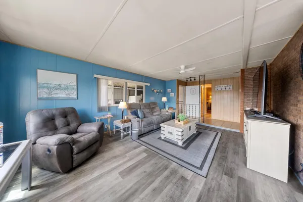 $154,900 | 1830 East Yosemite Avenue, Unit 167, Manteca, CA 95336