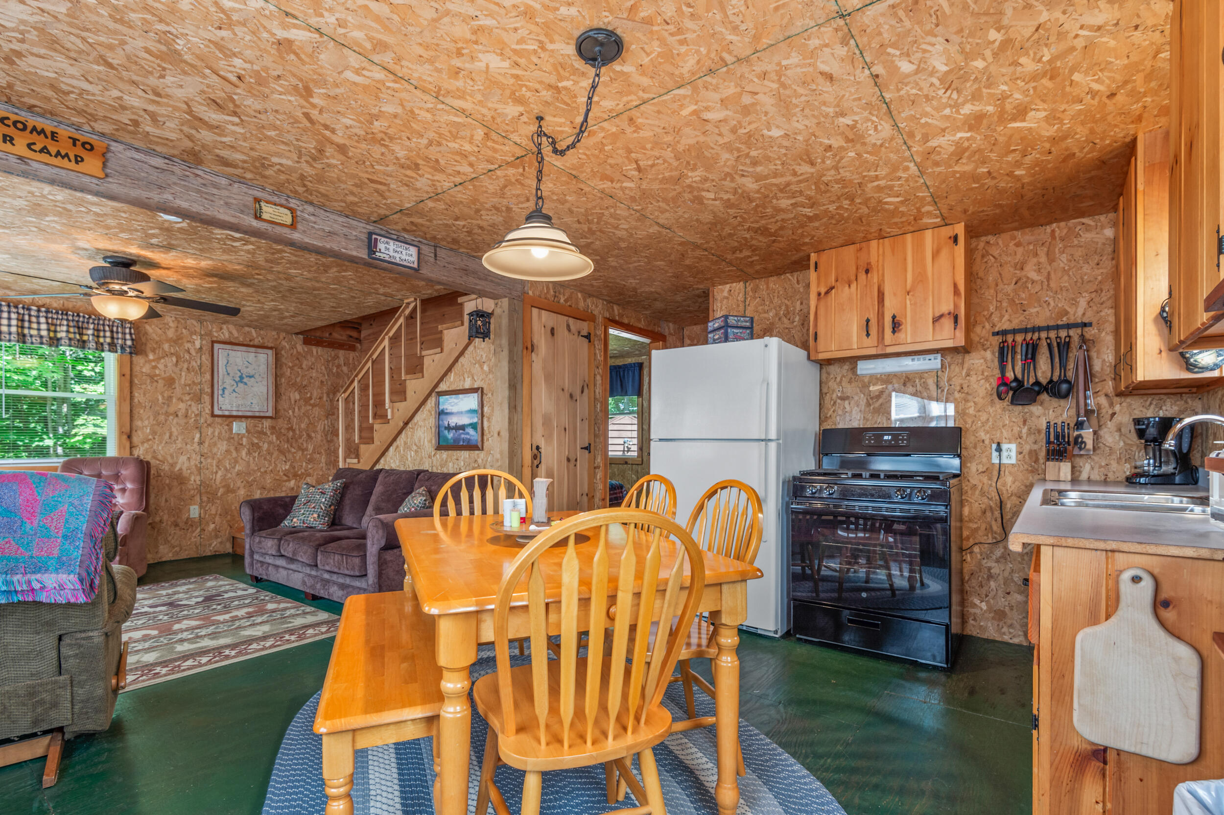 25 Partridge Ridge Road Oquossoc, ME 04964 - Photo 11 of 35 Interior