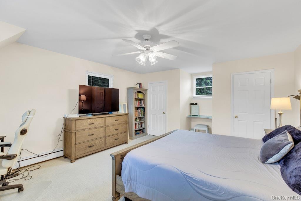 128 Stuart Street Lynbrook, NY 11563 - Photo 23 of 33