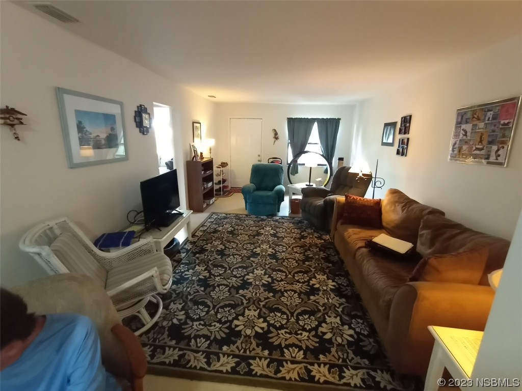 17 Pelican Drive Edgewater, FL 32141 - Photo 2 of 19