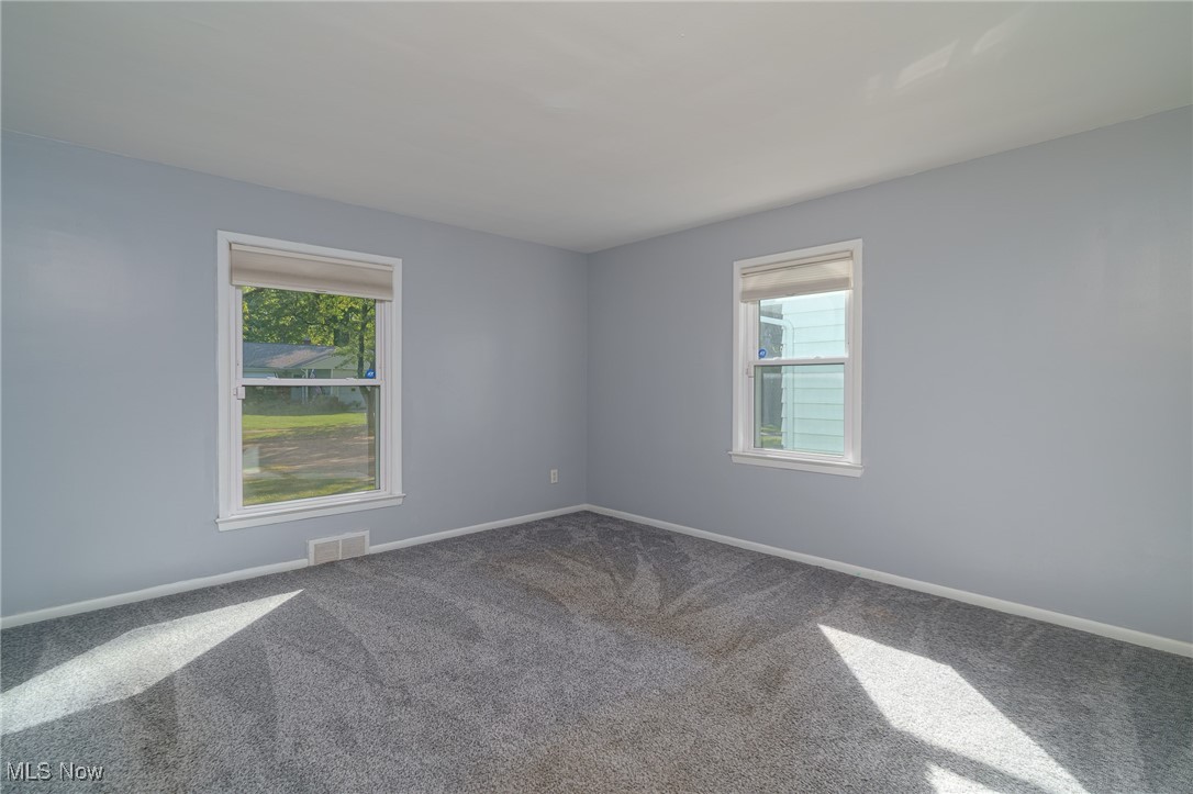 994 Chelston Road South Euclid, OH 44121 - Photo 15 of 38