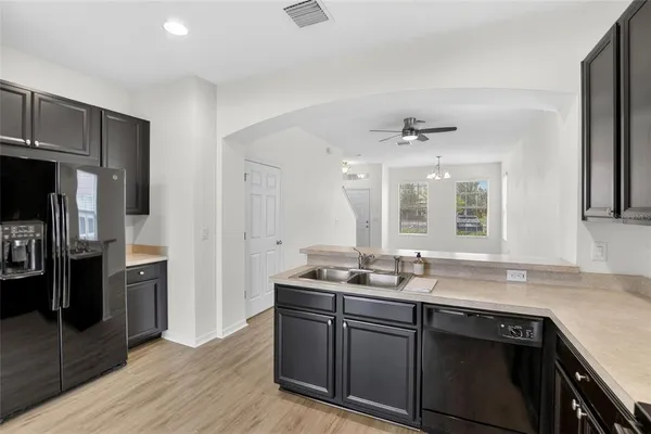 $199,900 | 8821 Walnut Gable Court, Riverview, FL 33578