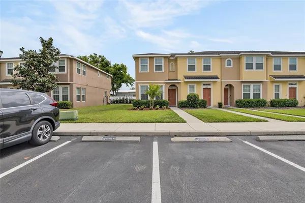 $199,900 | 8821 Walnut Gable Court, Riverview, FL 33578