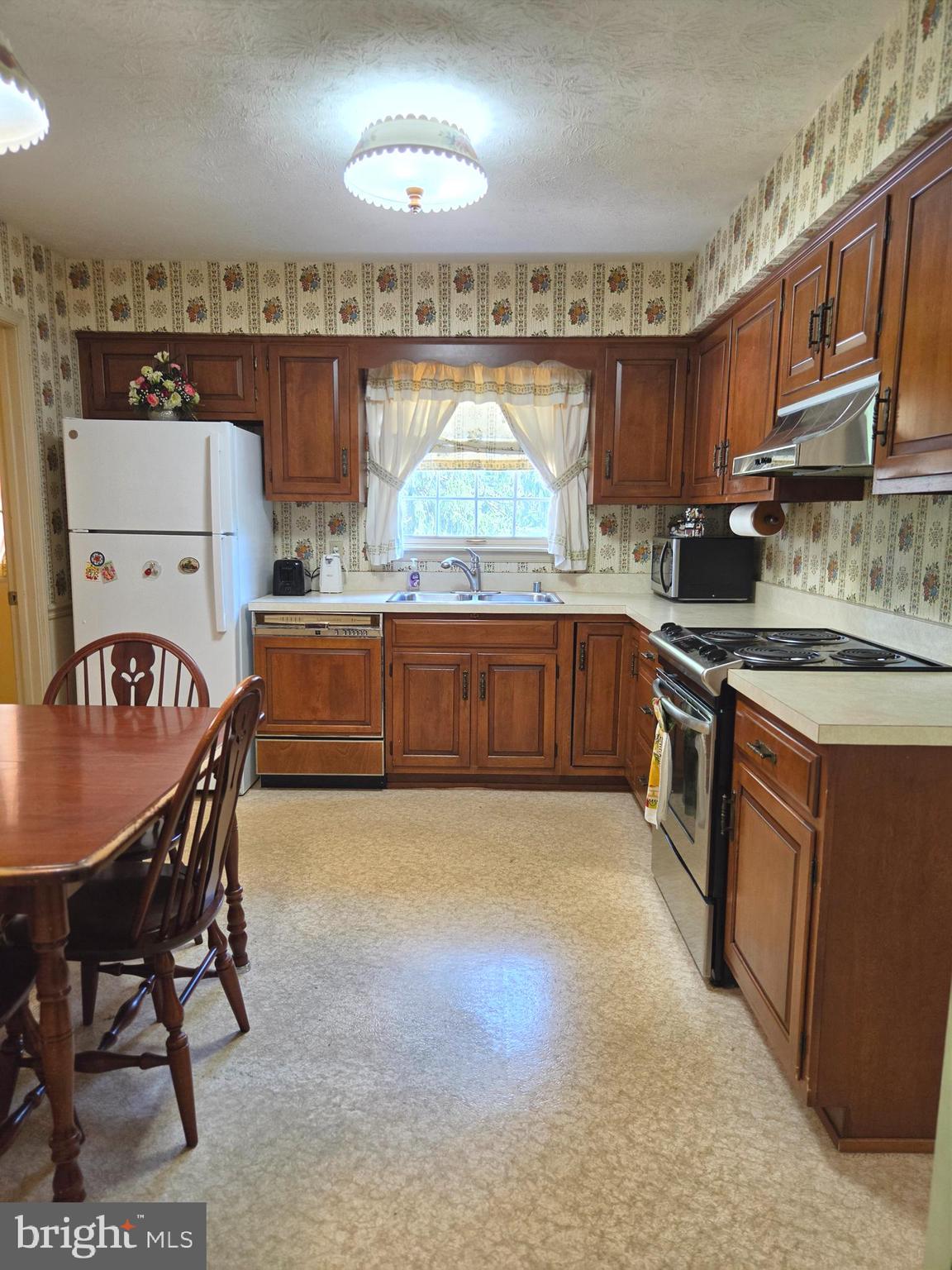 1611 Apple Pie Ridge Road Winchester, VA 22603 - Photo 9 of 24