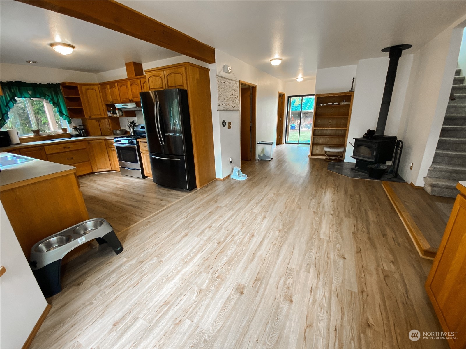 4390 Fleet Road Blaine, WA 98230 - Photo 11 of 40 Gallery Image 11