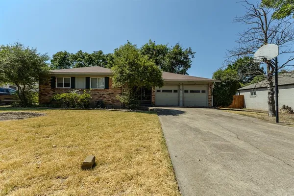 $329,000 | 617 Parkview Lane, Richardson, TX 75080