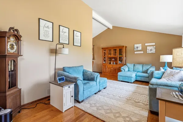 $549,999 | 670 Kruk Street, Lemont, IL 60439