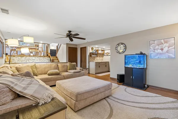 $549,999 | 670 Kruk Street, Lemont, IL 60439
