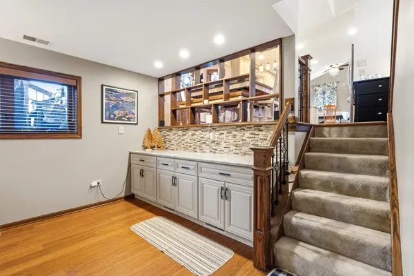$549,999 | 670 Kruk Street, Lemont, IL 60439