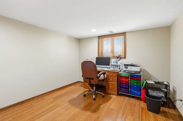 $549,999 | 670 Kruk Street, Lemont, IL 60439