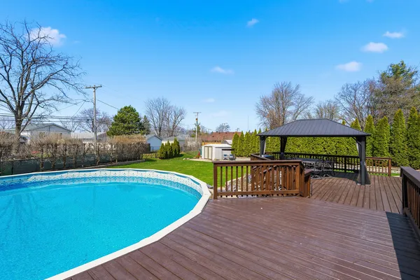 $549,999 | 670 Kruk Street, Lemont, IL 60439