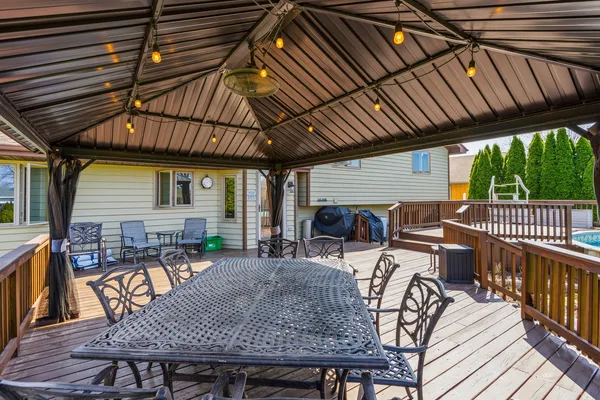 $549,999 | 670 Kruk Street, Lemont, IL 60439