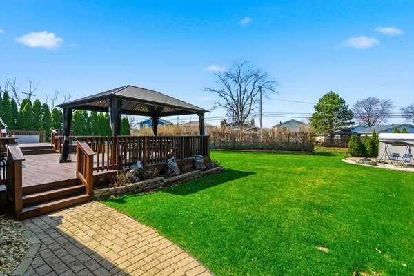 $549,999 | 670 Kruk Street, Lemont, IL 60439