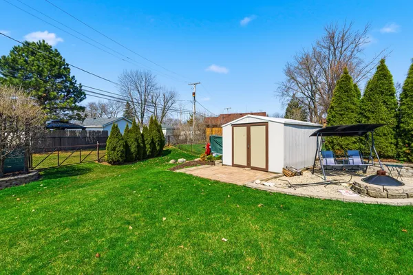 $549,999 | 670 Kruk Street, Lemont, IL 60439