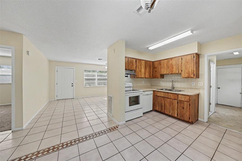 7613 Washington Street Port Richey, FL 34668 - Photo 7 of 16