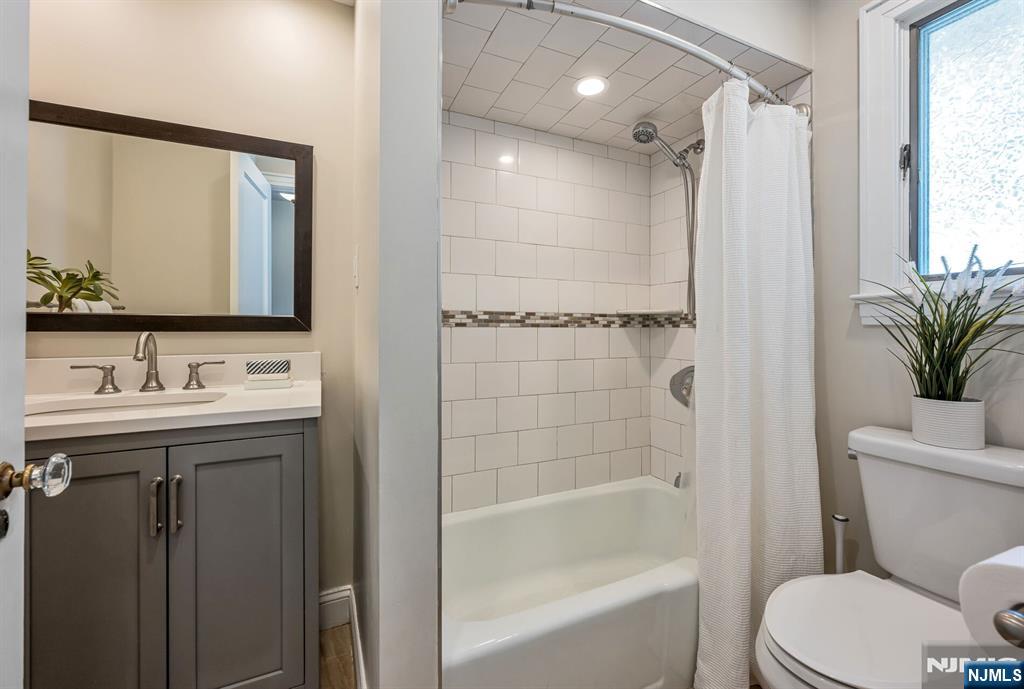 552 Hillcrest Road Ridgewood, NJ 07450 - Photo 19 of 26