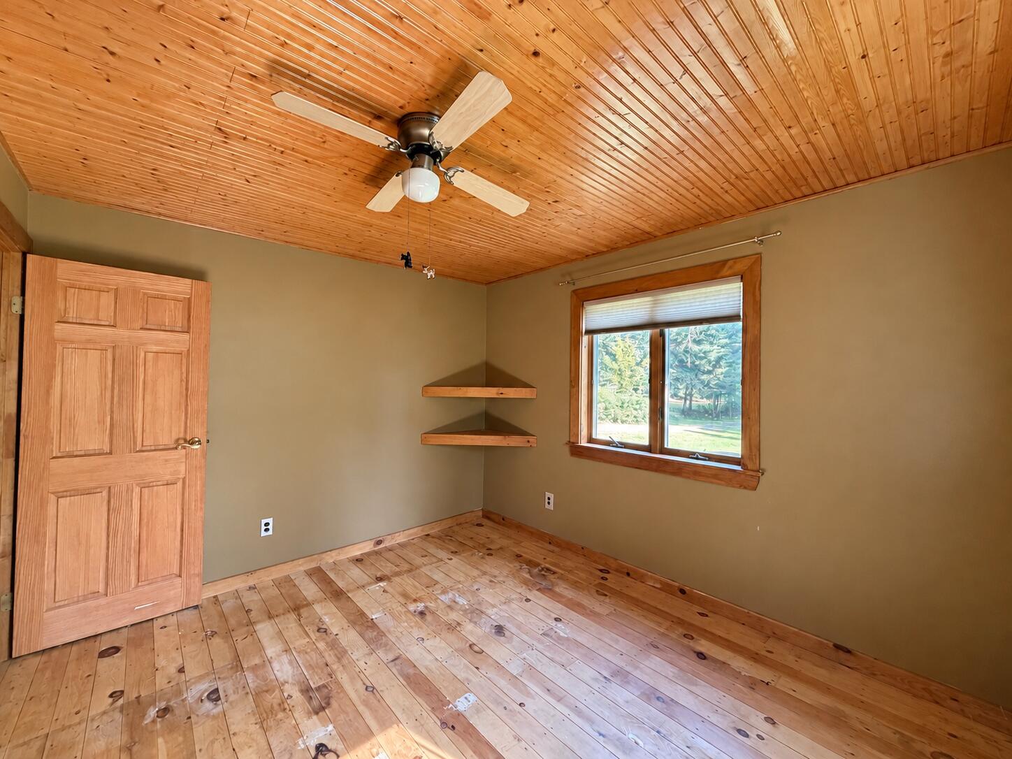 8 Field Way Rangeley, ME 04970 - Photo 18 of 49 F80B26DD-666B-40D6-A2A0-9A91D4AB5817