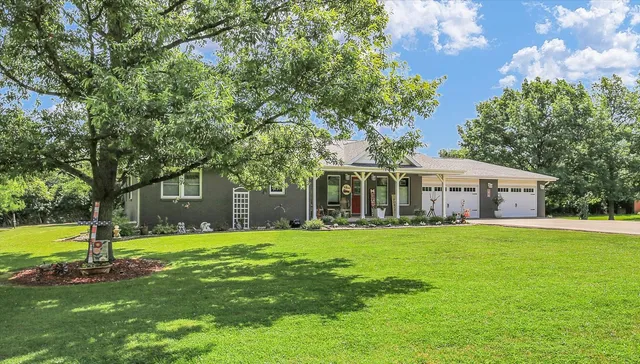 $499,900 | 401 A County Road 2500 North, Mahomet, IL 61853