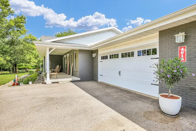 $499,900 | 401 A County Road 2500 North, Mahomet, IL 61853