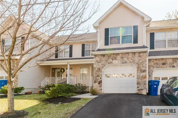 $579,000 | 203 Concord Place, North Brunswick, NJ 08902