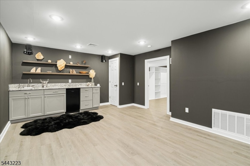 49 Coventry Road Hamburg, NJ 07419 - Photo 26 of 45 Gallery Image 26