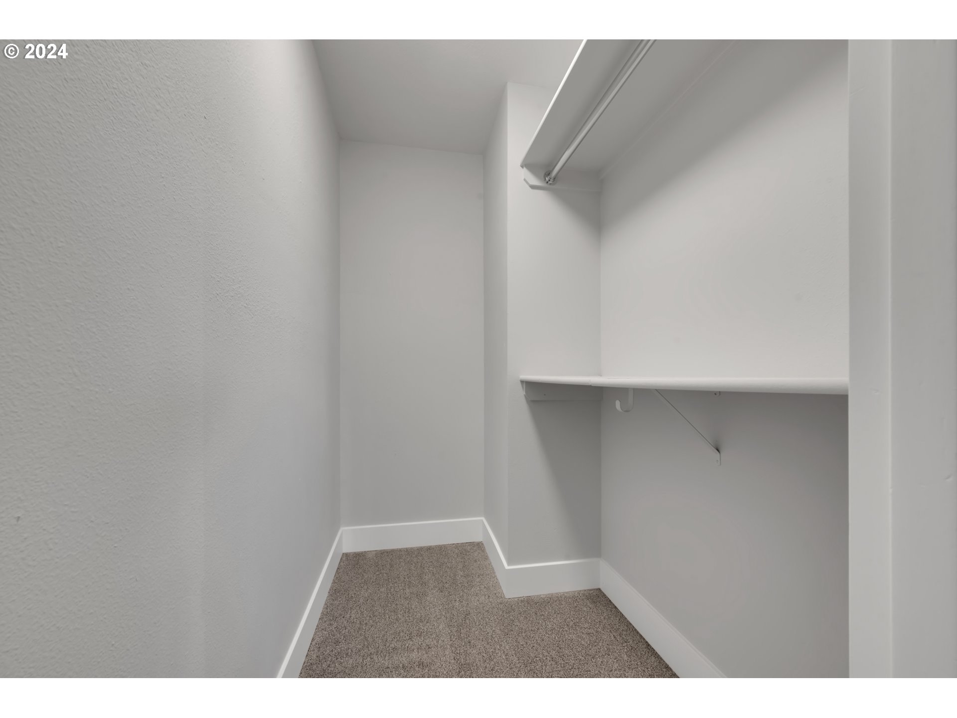 88164 Chita Loop Springfield, OR 97478 - Photo 30 of 48 a view of an empty room