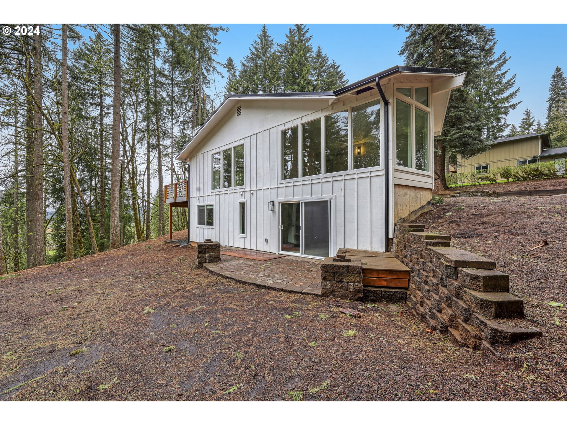 88164 Chita Loop Springfield, OR 97478 - Photo 44 of 48 a view of a house with backyard and trees