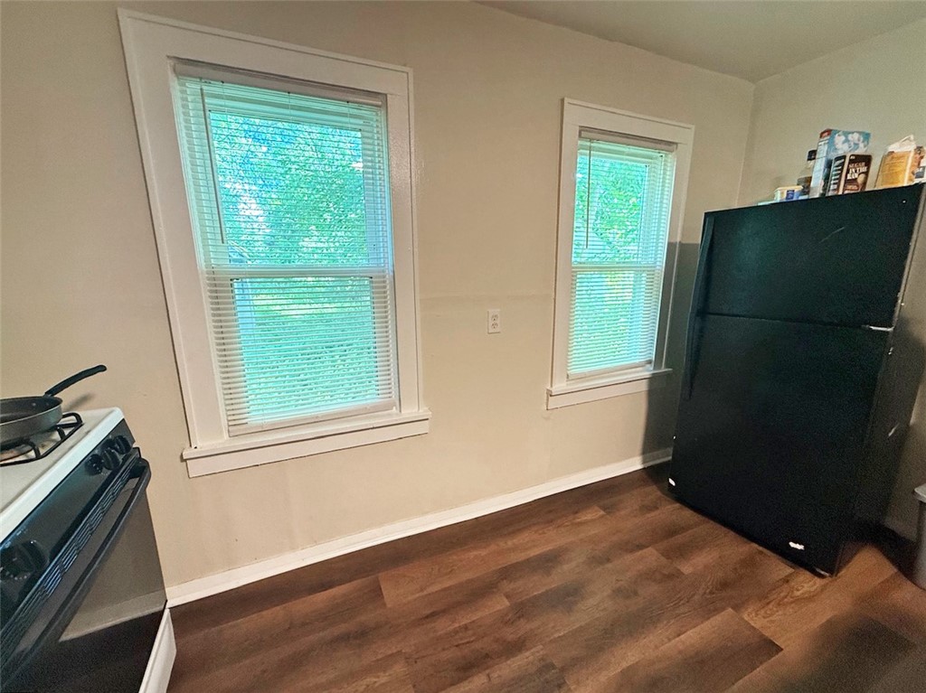 690 Seward Street Rochester, NY 14611 - Photo 21 of 30