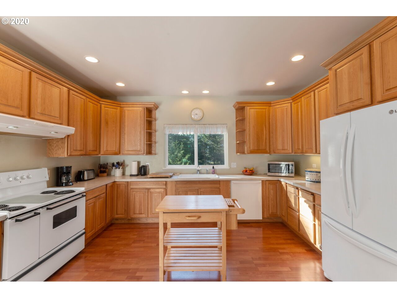 27 Cedar Springs Road Trout Lake, WA 98650 - Photo 7 of 32 Gallery Image 7