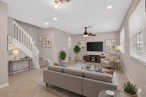 $385,000 | 1418 West Wickham Circle, Unit B, Delray Beach, FL 33445
