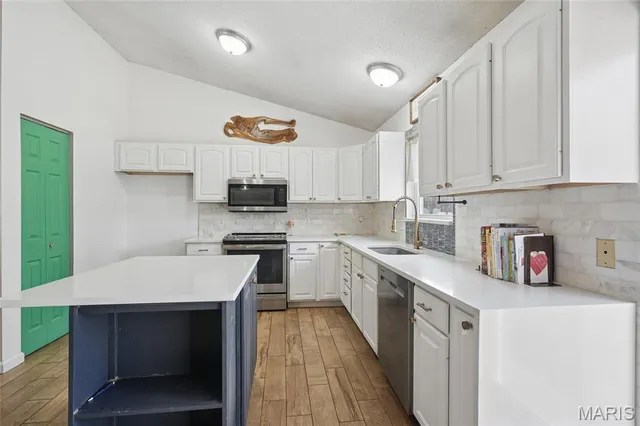 $325,000 | 9406 Peace Meadows Drive, Hillsboro, MO 63050