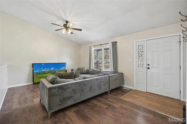 $325,000 | 9406 Peace Meadows Drive, Hillsboro, MO 63050