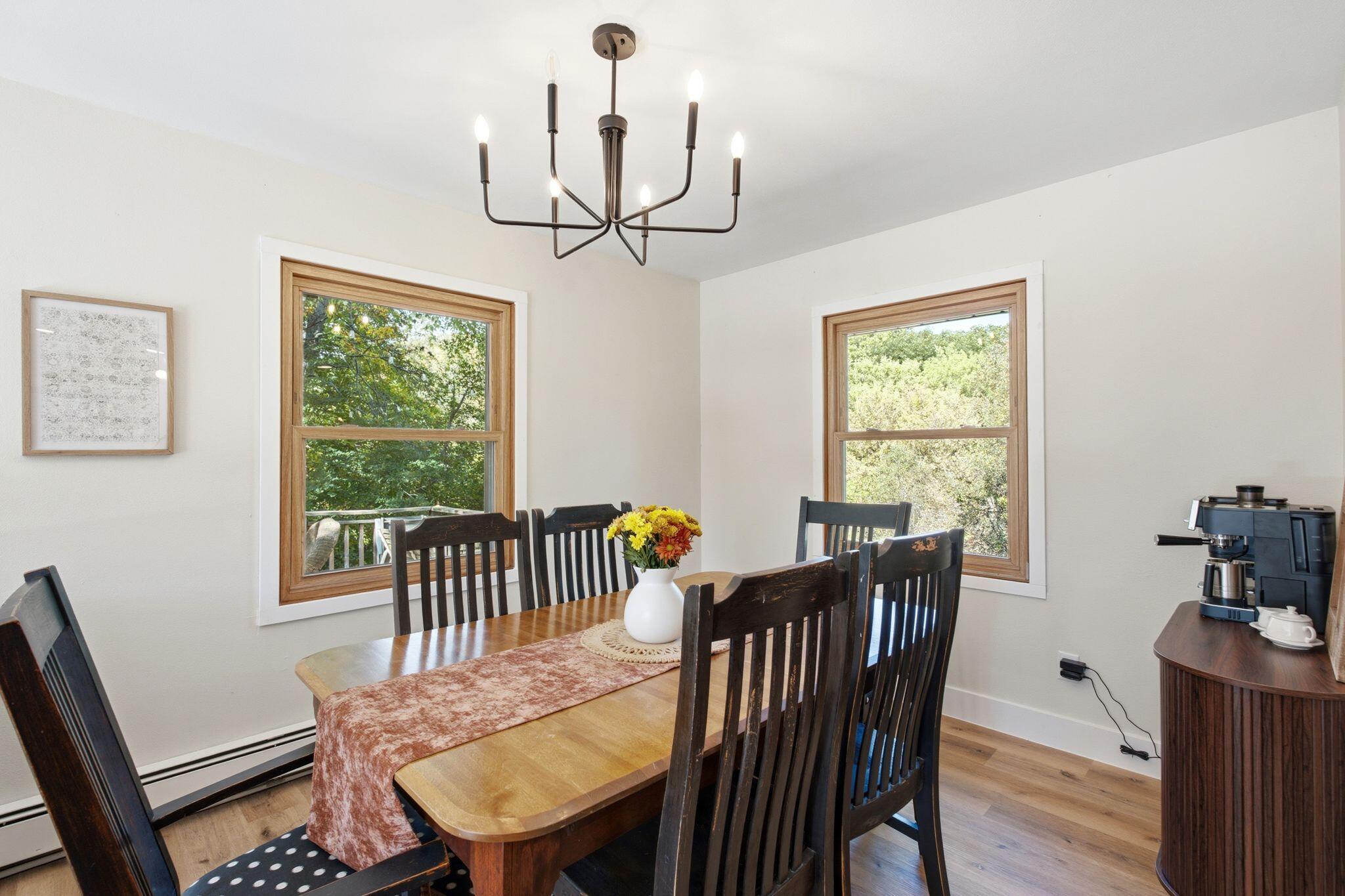 5974 Loghouse Road Erin, WI 53027 - Photo 13 of 55 Dining room
