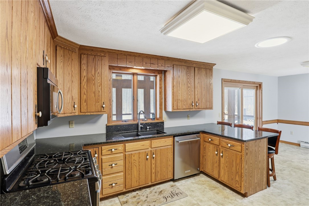 7693 Harris Road Le Roy, NY 14482 - Photo 14 of 40 Gallery Image 14