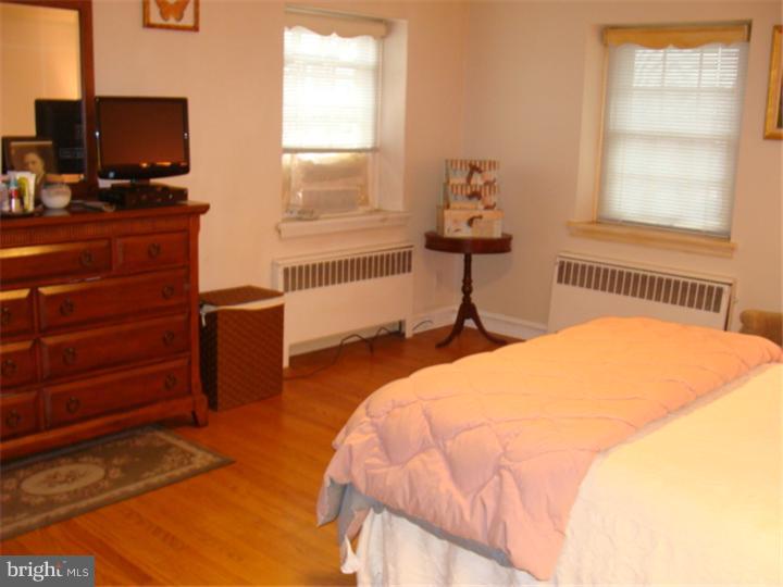 921 Vernon Road Philadelphia, PA 19150 - Photo 12 of 25 Master Bedroom