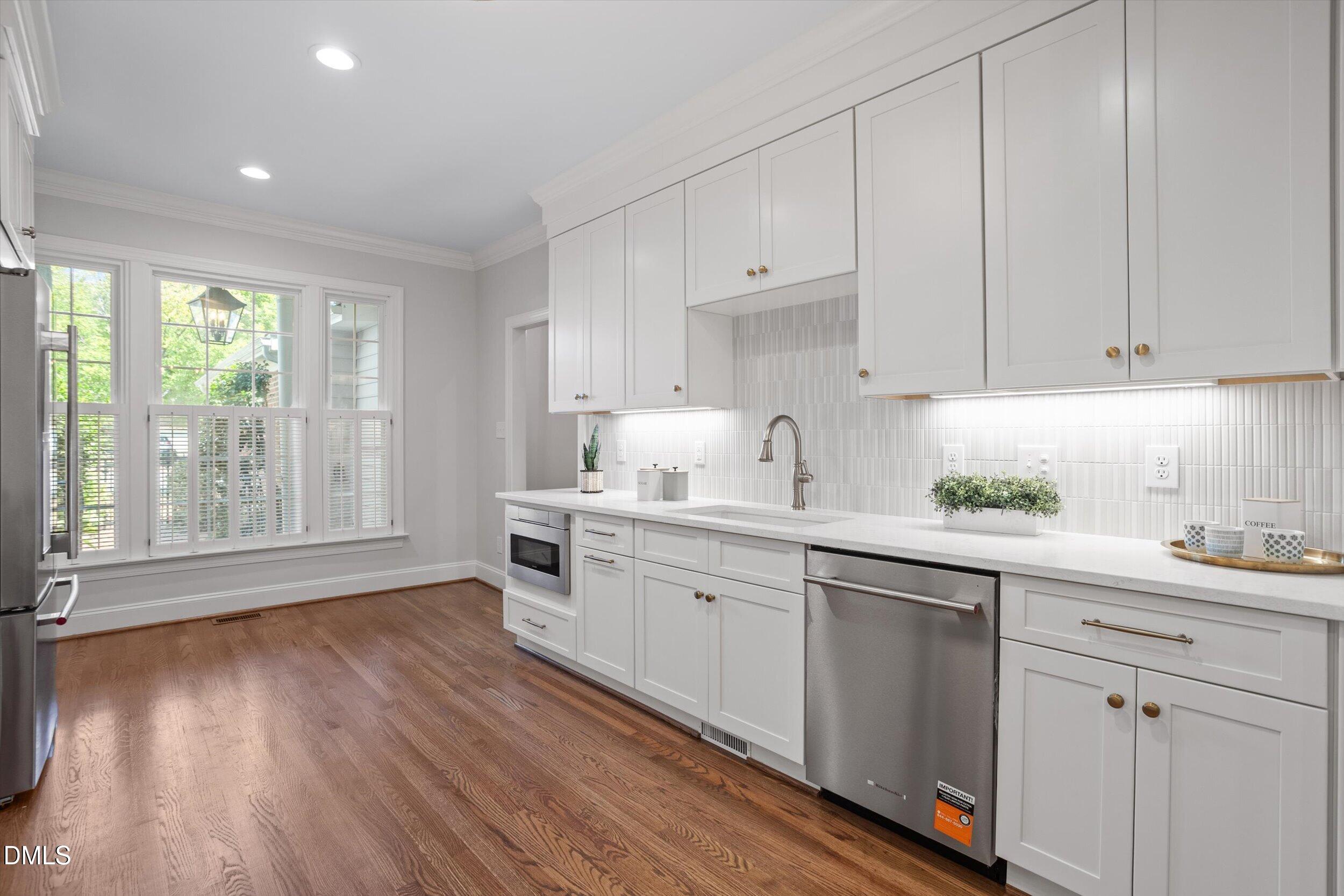 3417 Sir Colleton Court Raleigh, NC 27612 - Photo 11 of 46 More Lovely Kitchen