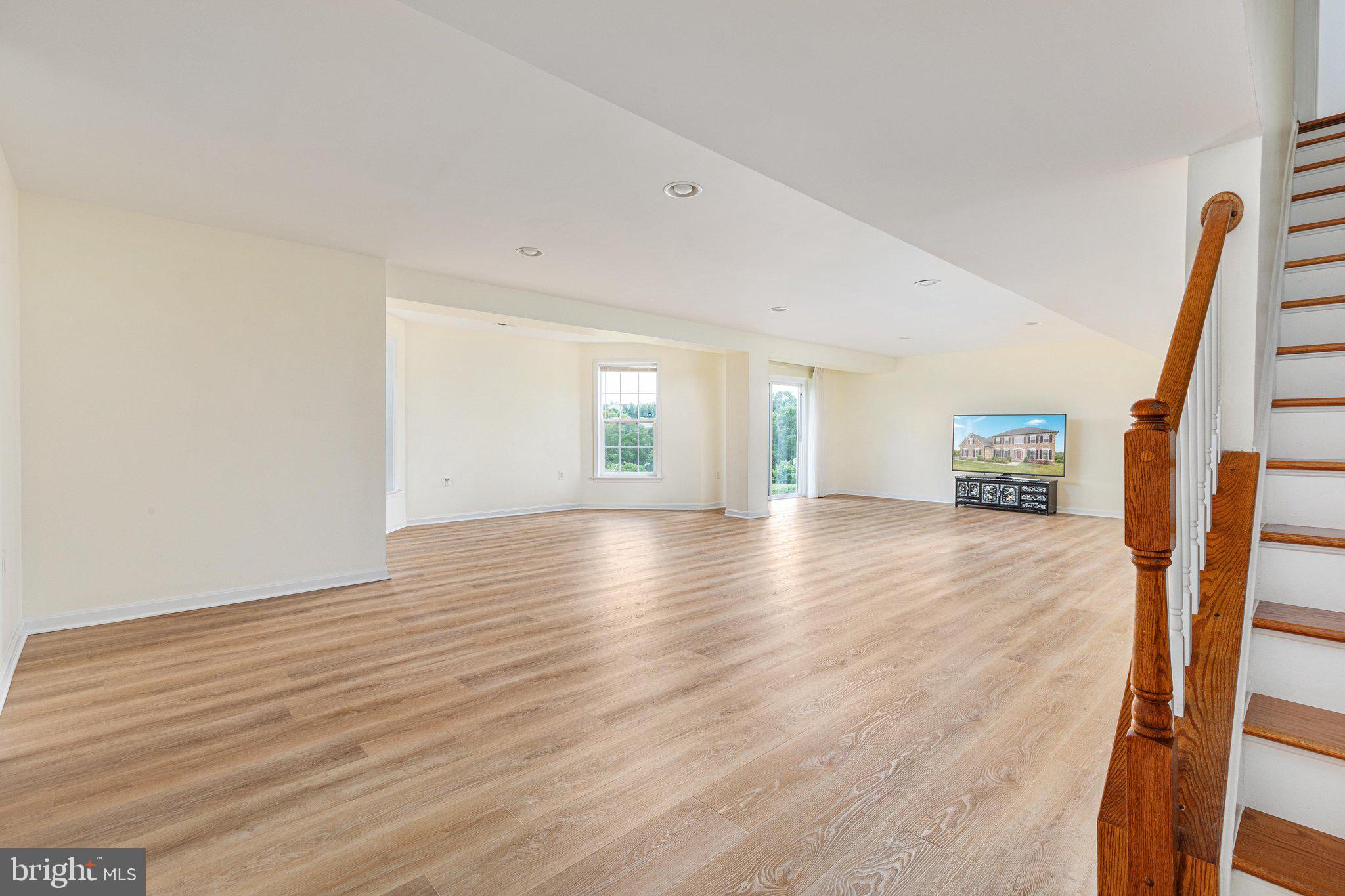 38786 Rambling Farm Drive Hamilton, VA 20158 - Photo 58 of 97 Walk out lower level with tons of windows
