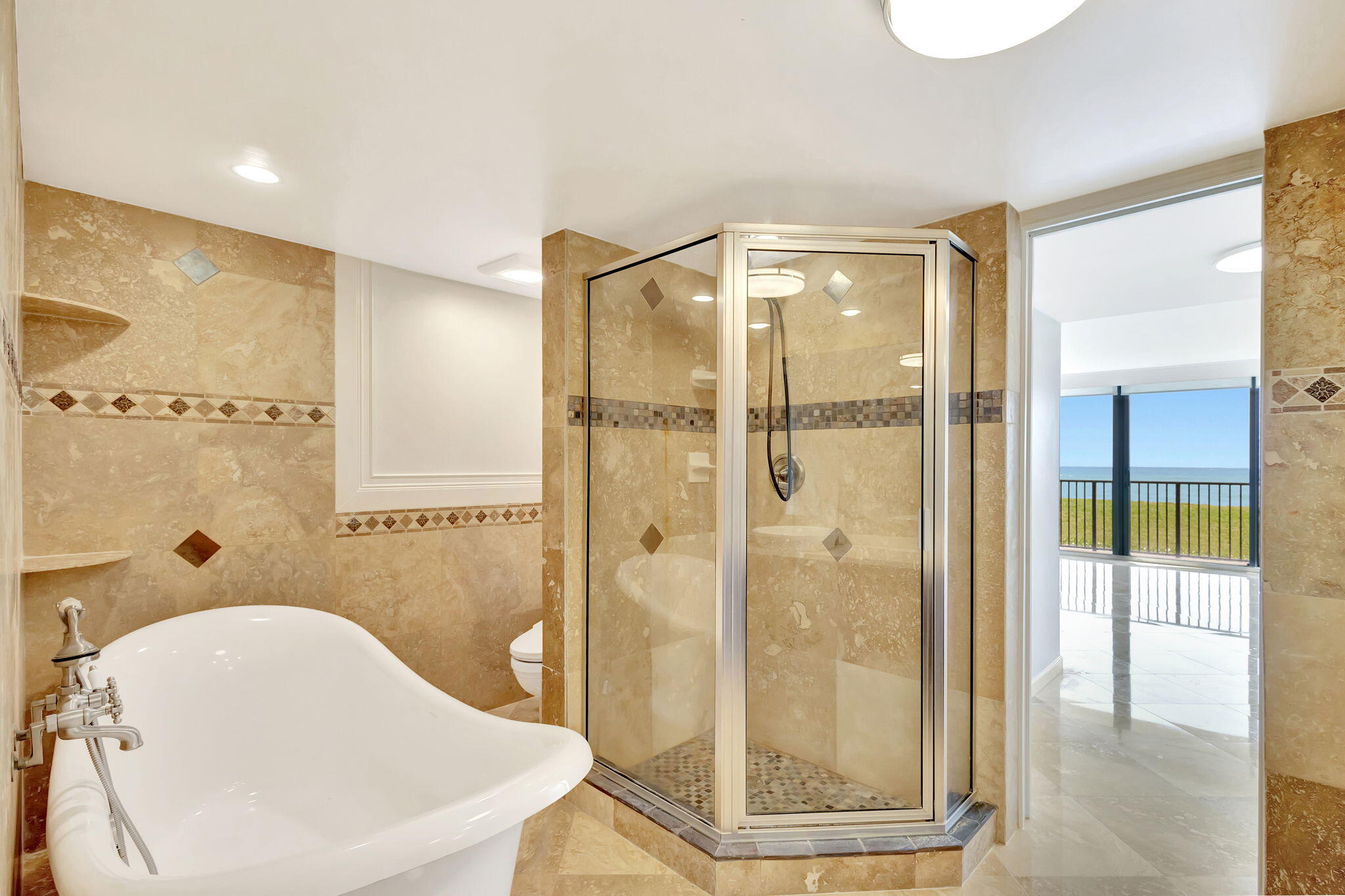 400 South Beach Road, Unit 103 Tequesta, FL 33469 - Photo 18 of 61 Master Bath