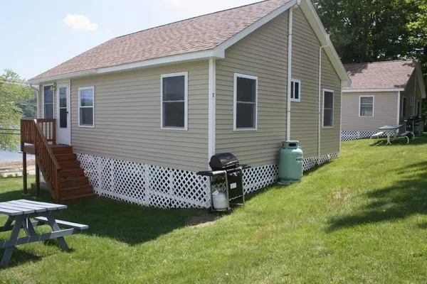 $1,999 | 135 West Shore Road, Unit COTTAGE #2, Bristol, NH 03222