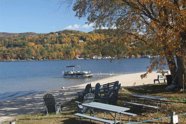 $1,999 | 135 West Shore Road, Unit COTTAGE #2, Bristol, NH 03222