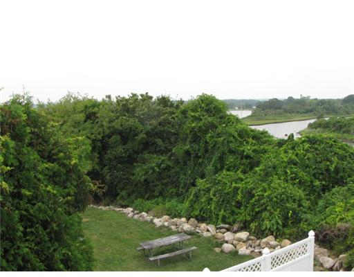 5 Robertson Road Narragansett, RI 02882 - Photo 12 of 12 View.