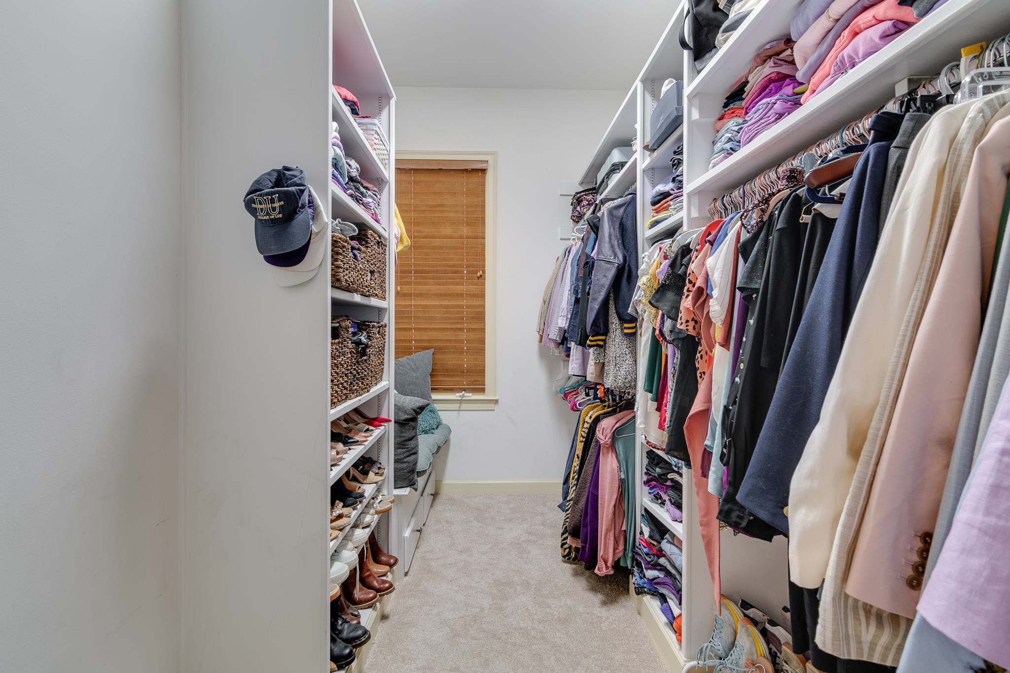 226 North White Station Road Memphis, TN 38117 - Photo 30 of 31 Spacious closet featuring carpet flooring