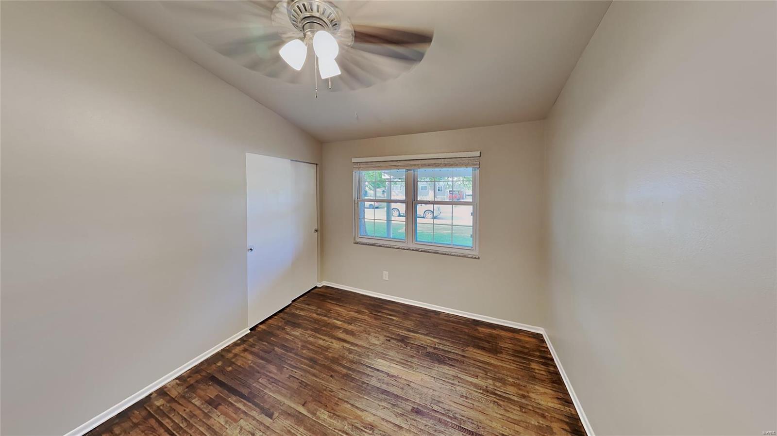 3704 Edwards Road St. Louis, MO 63125 - Photo 5 of 12 Gallery Image 5
