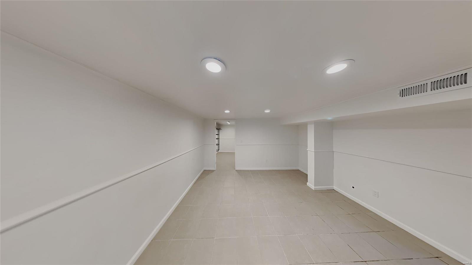 3704 Edwards Road St. Louis, MO 63125 - Photo 8 of 12 Gallery Image 8