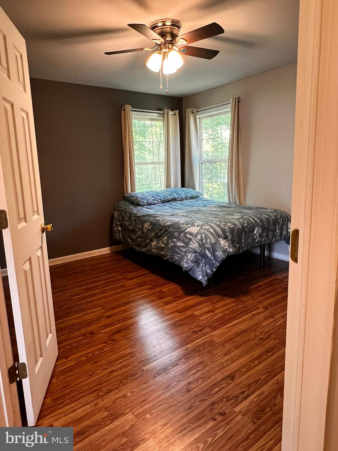 102 Valley View Road Fredericksburg, VA 22407 - Photo 20 of 47 Upstairs Bedroom 3