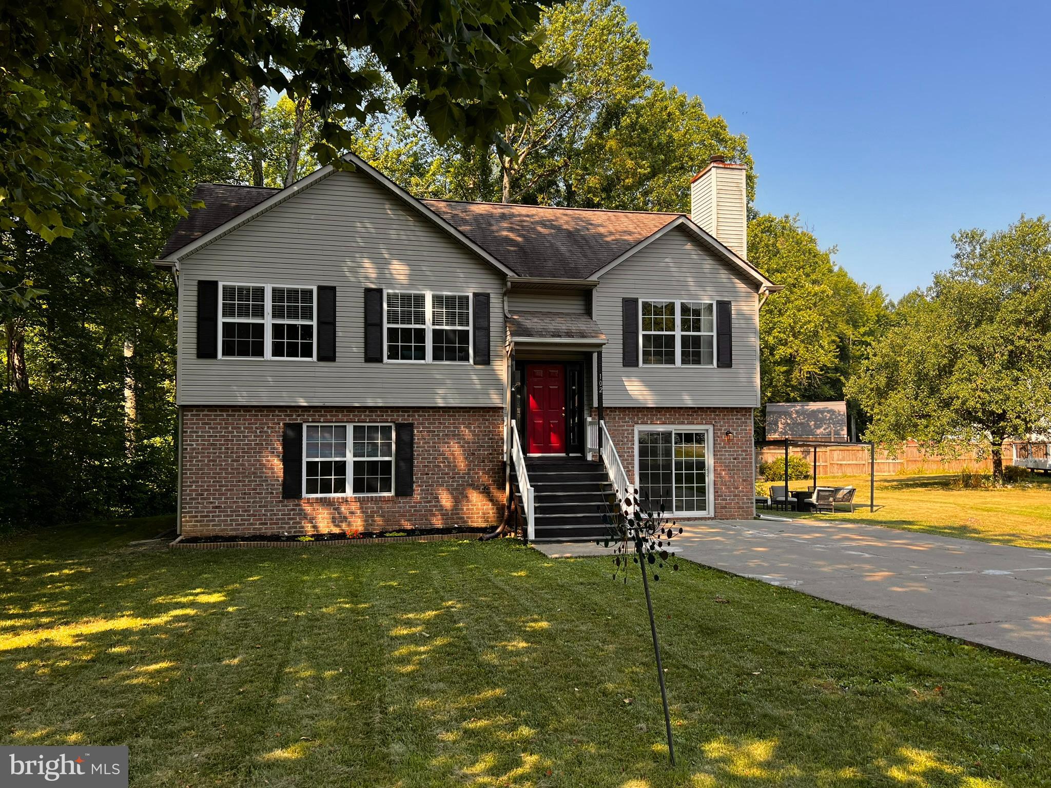 102 Valley View Road Fredericksburg, VA 22407 - Photo 41 of 47 Front View from Road