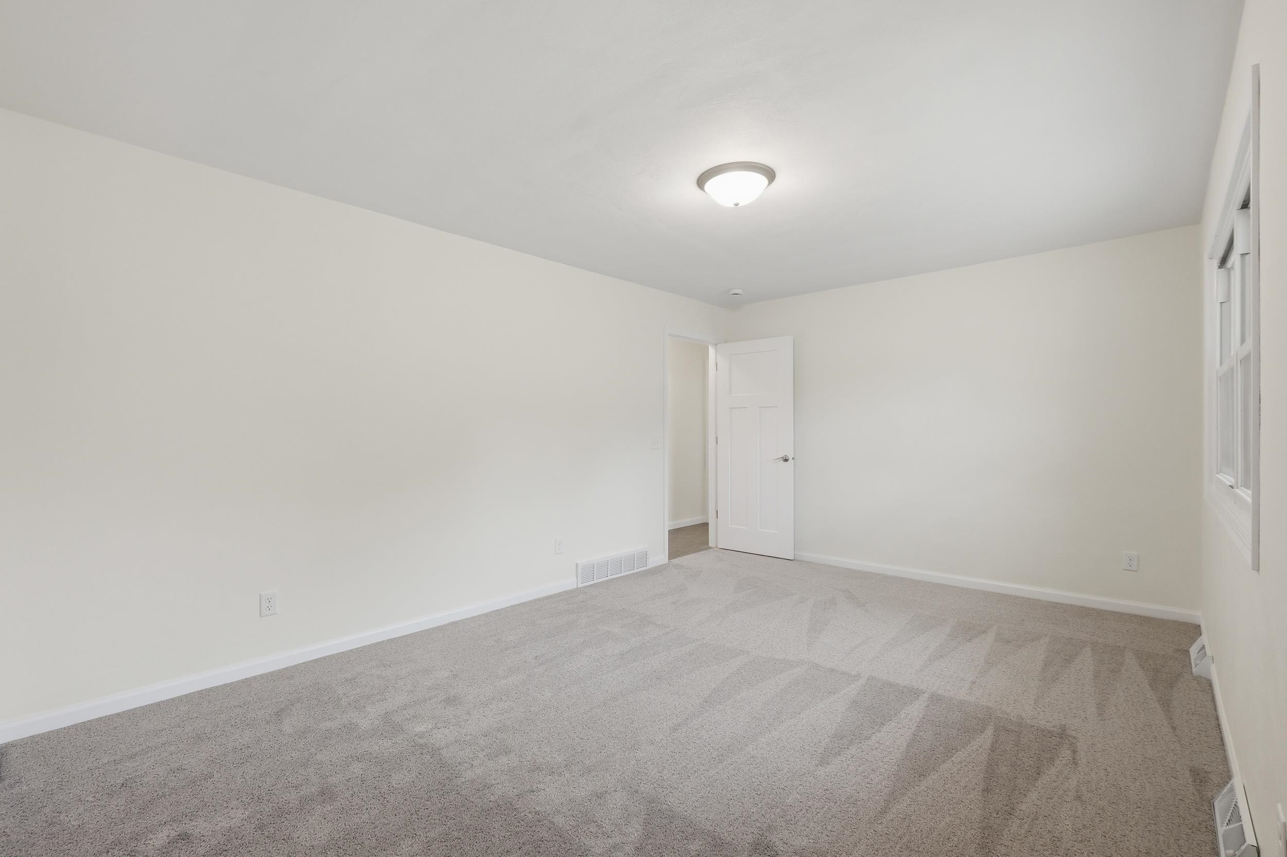 326 Prairie View Street Oregon, WI 53575 - Photo 12 of 33