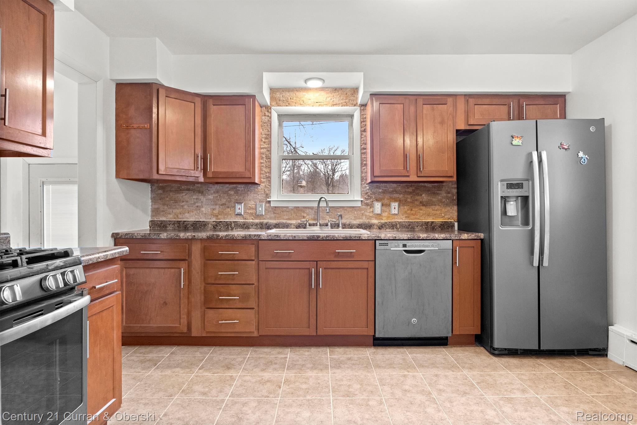 16004 Middlebelt Road Romulus, MI 48174 - Photo 8 of 24 Gallery Image 8