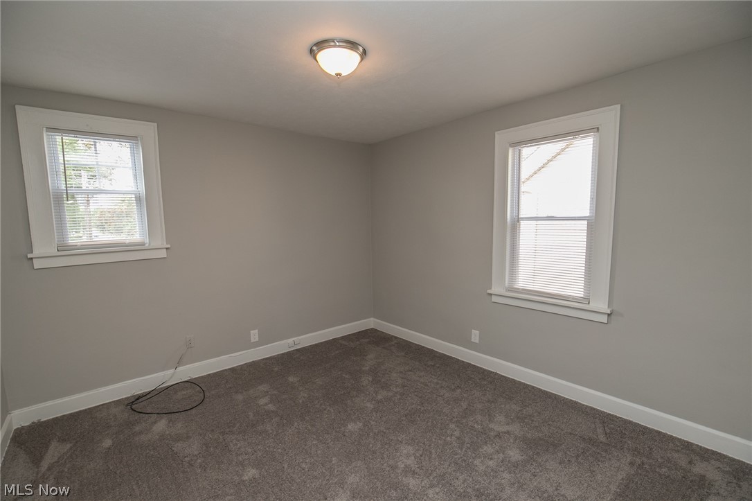 3857 Montevista Road Cleveland, OH 44121 - Photo 20 of 35